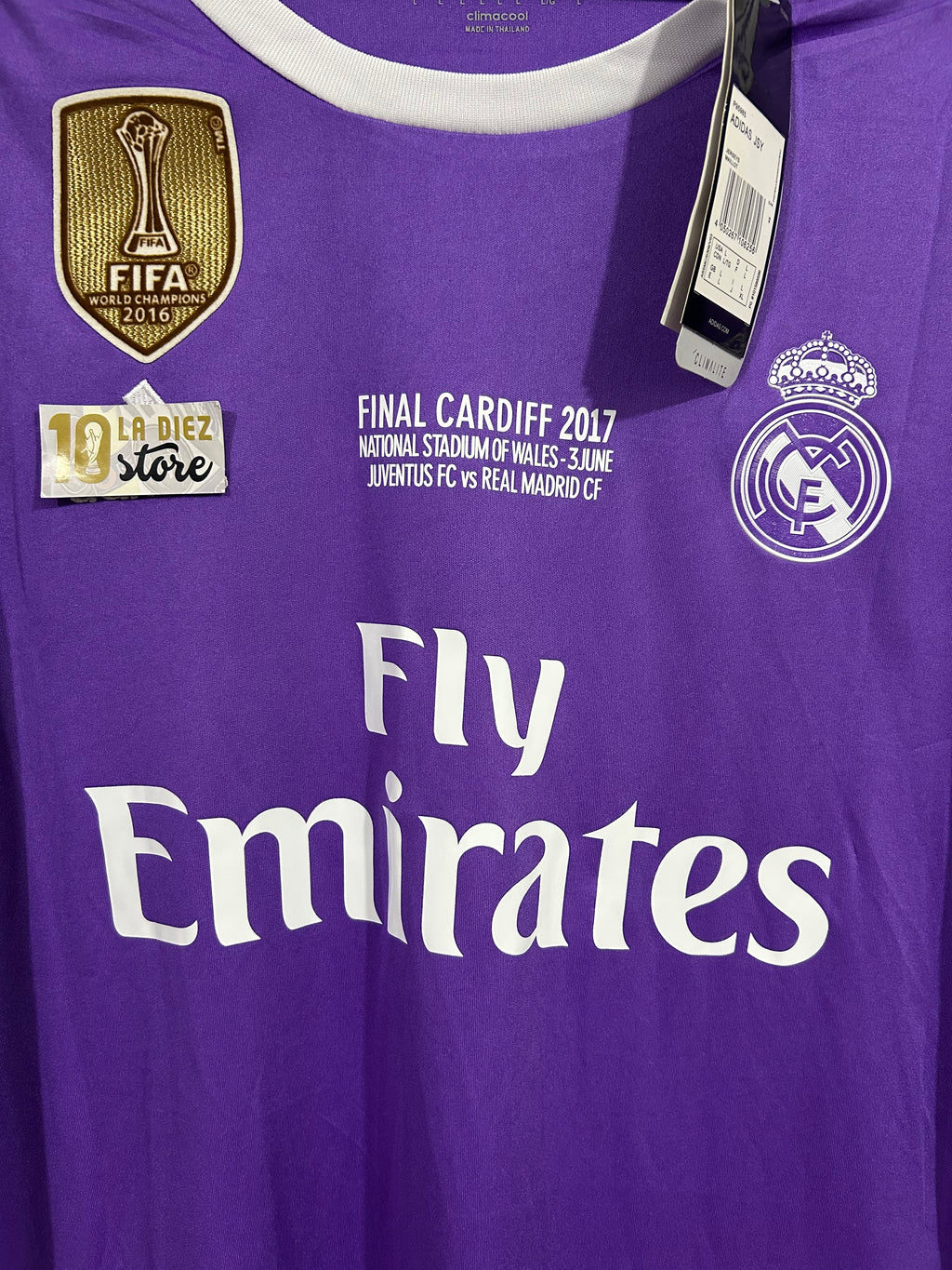 CAMISETA DEL REAL MADRID 2016/2017 SEGUNDA EQUIPACION EDICION FINAL DE CHAMPIONS LEAGUE CARDIFF 2017 MANGA LARGA