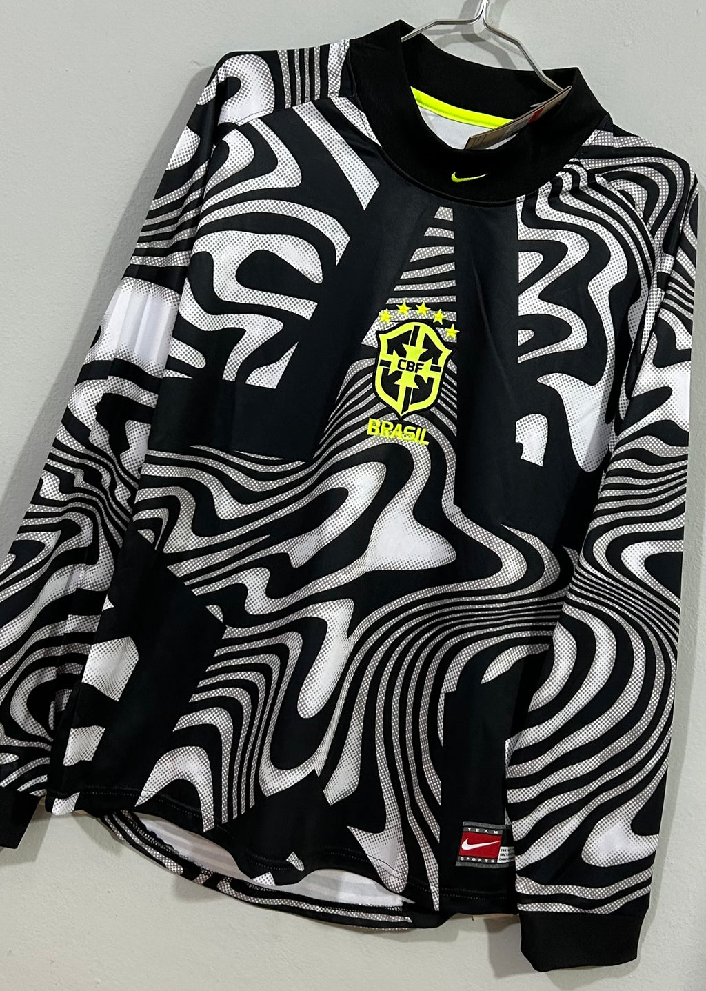 CAMISETA DE PORTERO DE BRASIL 2026 - NIKE HOLLYWOOD COLLECTION