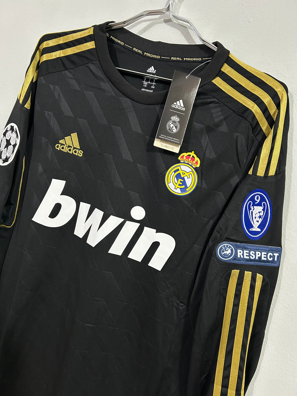 CAMISETA DEL REAL MADRID 2011/2012 AWAY MANGA LARGA