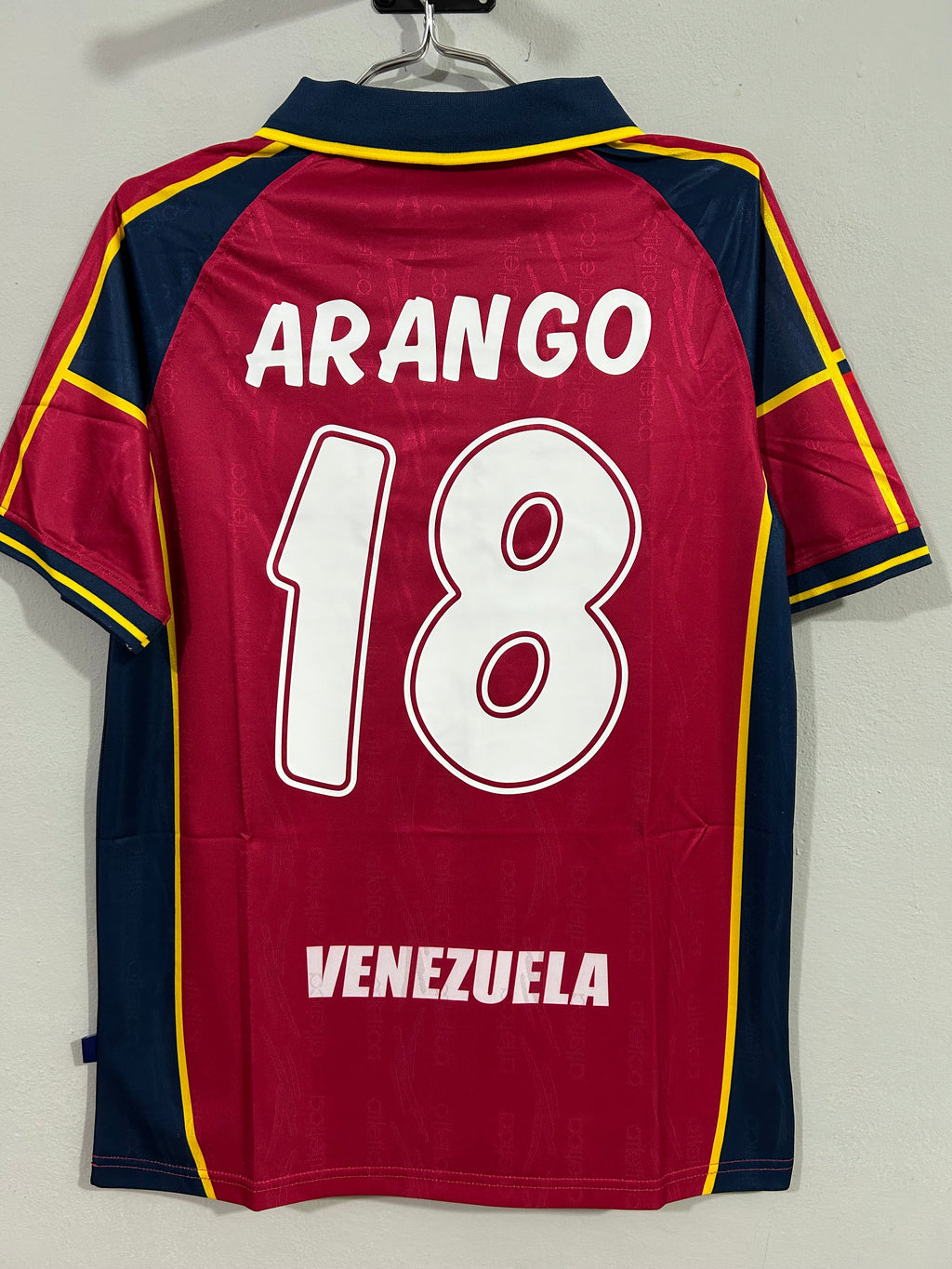 CAMISETA DE VENEZUELA 2000 LOCAL (RAWAYANA)