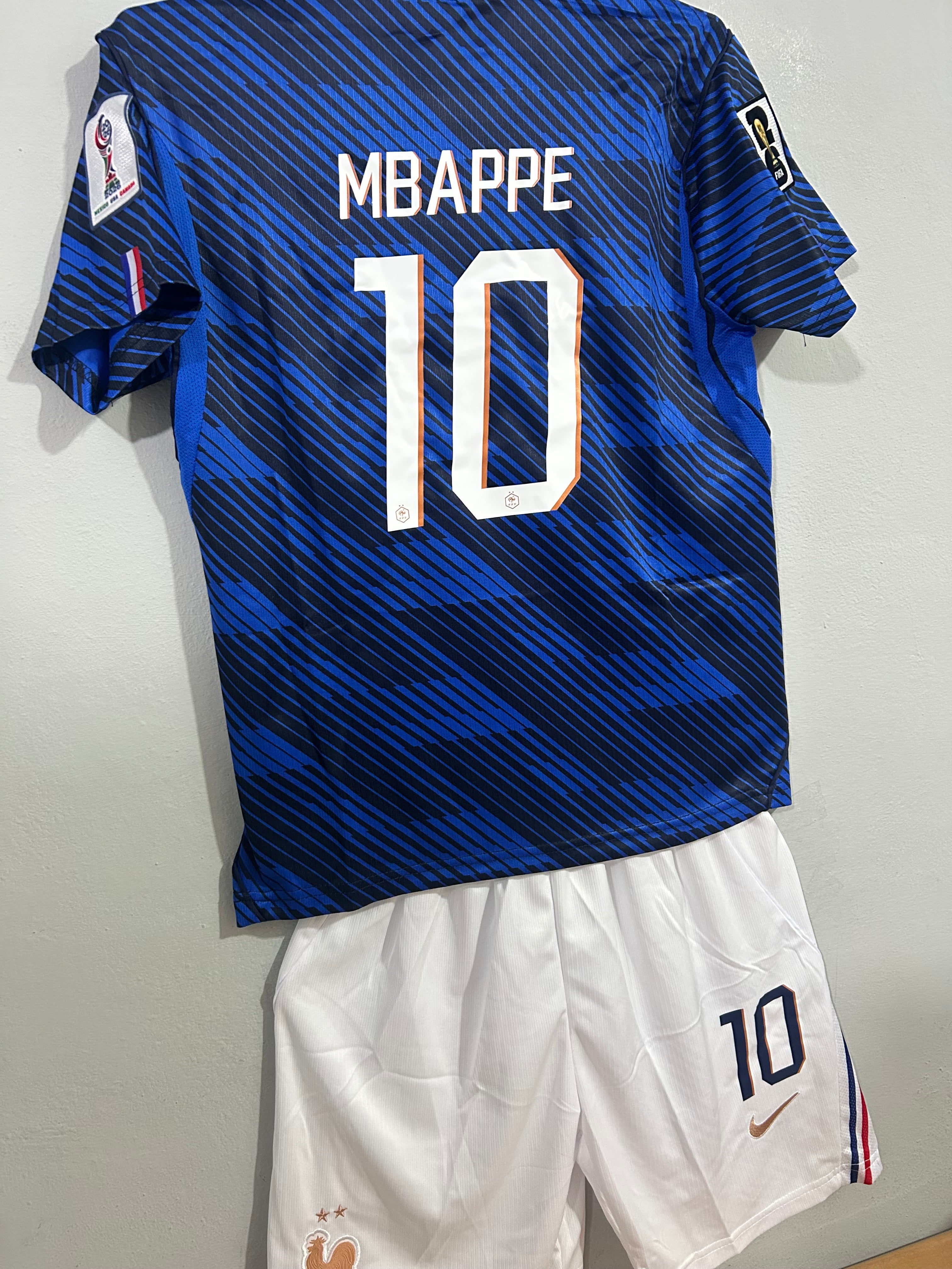 CONJUNTO DE LA SELECCIÓN DE FRANCIA 2026 LOCAL