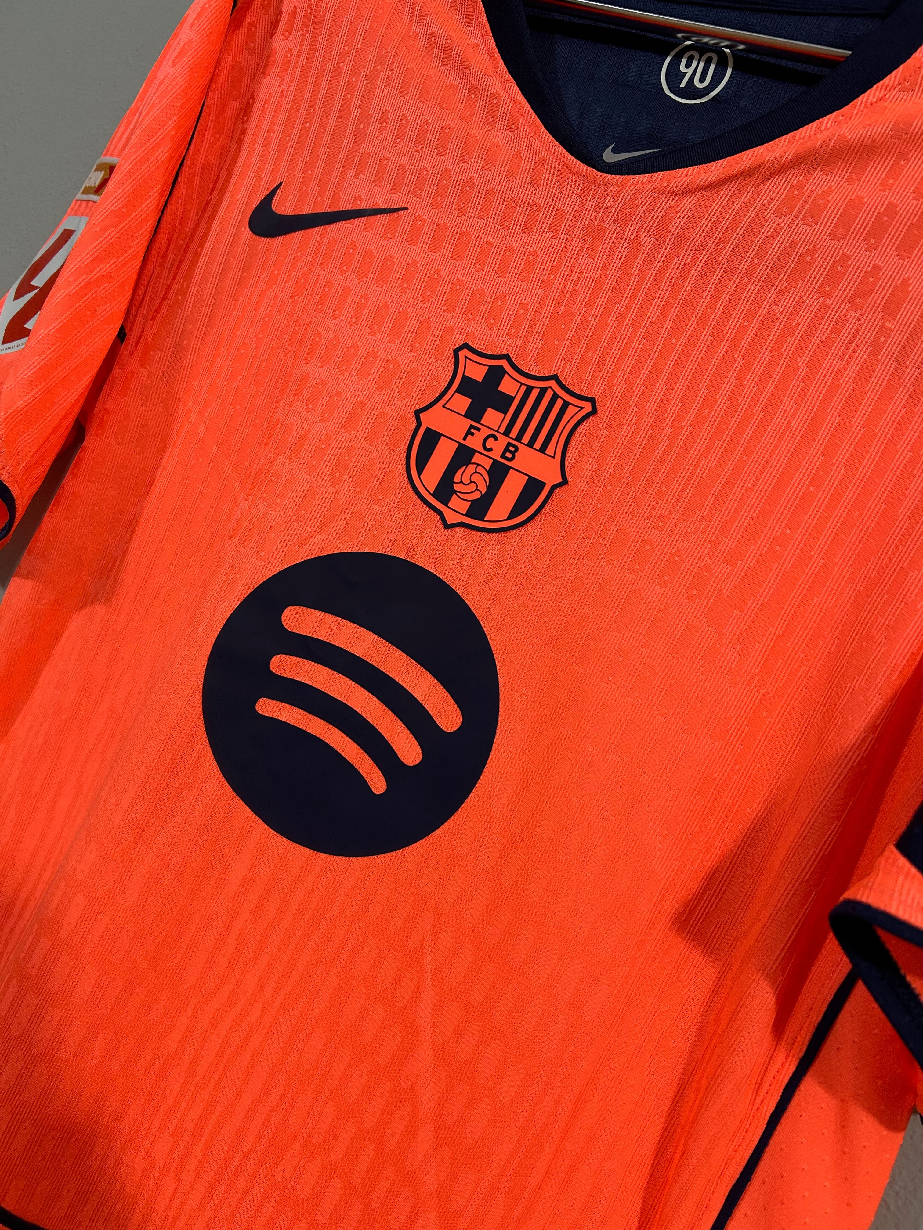 CAMISETA DEL FC BARCELONA 2025/2026 TERCERA EQUIPACION VERSION JUGADOR PARCHE DE LA LIGA