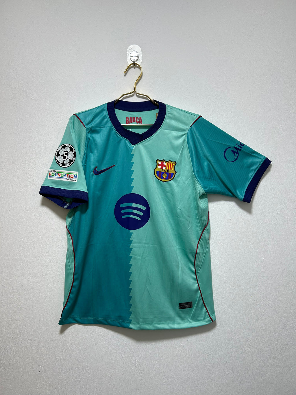 CAMISETA DEL FC BARCELONA 3era EQUIPACIÓN 26/27 VERSIÓN FAN