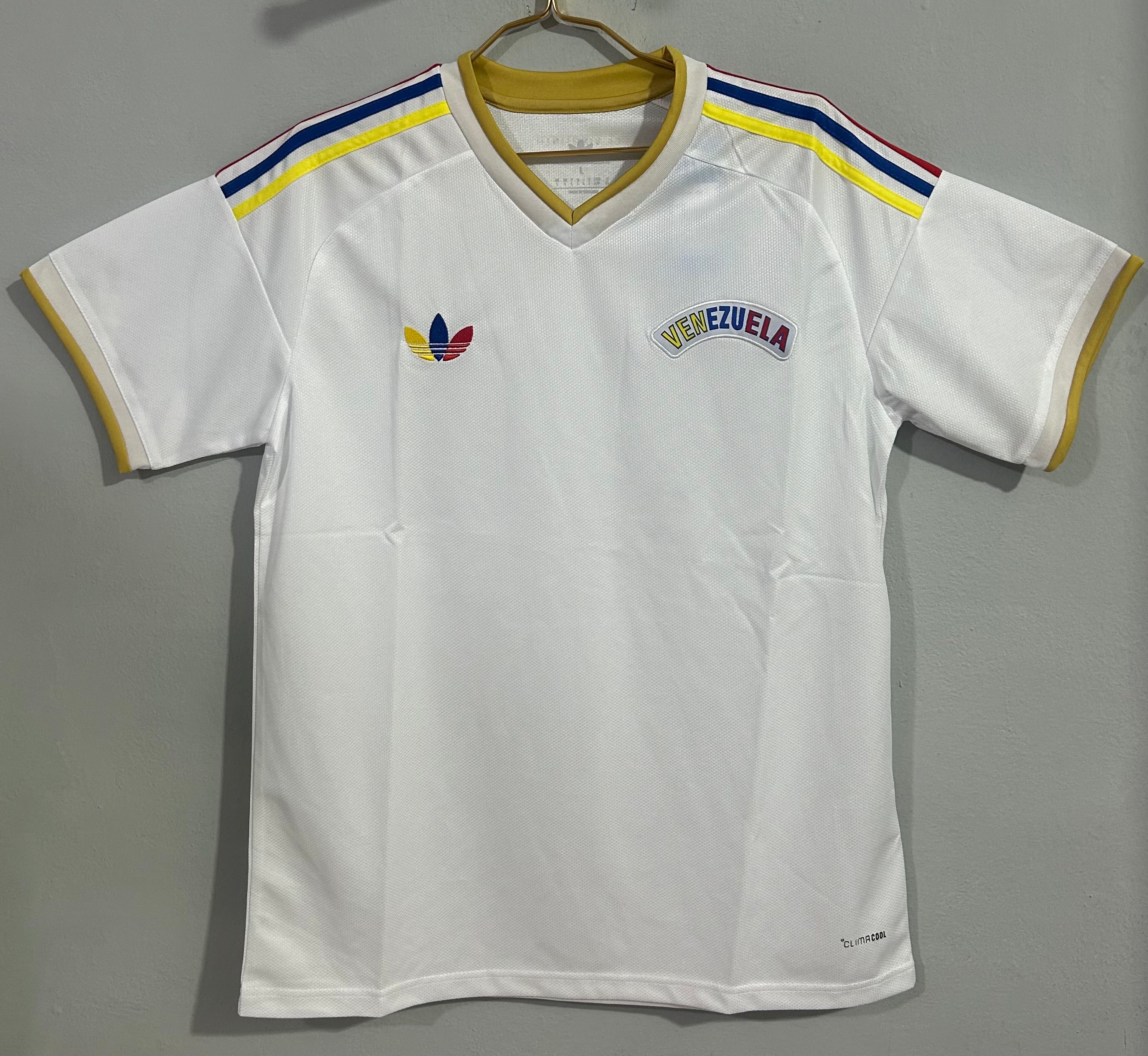 CAMISETA DE VENEZUELA 2026 VISITANTE
