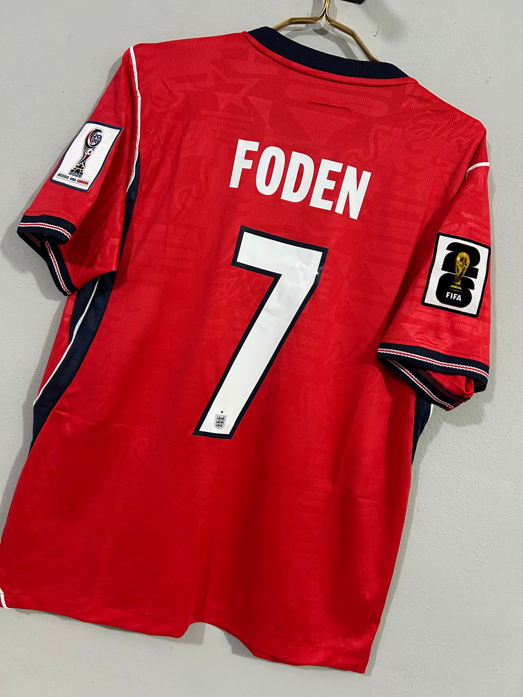 CAMISETA DE LA SELECCIÓN DE INGLATERRA 2026 VISITANTE