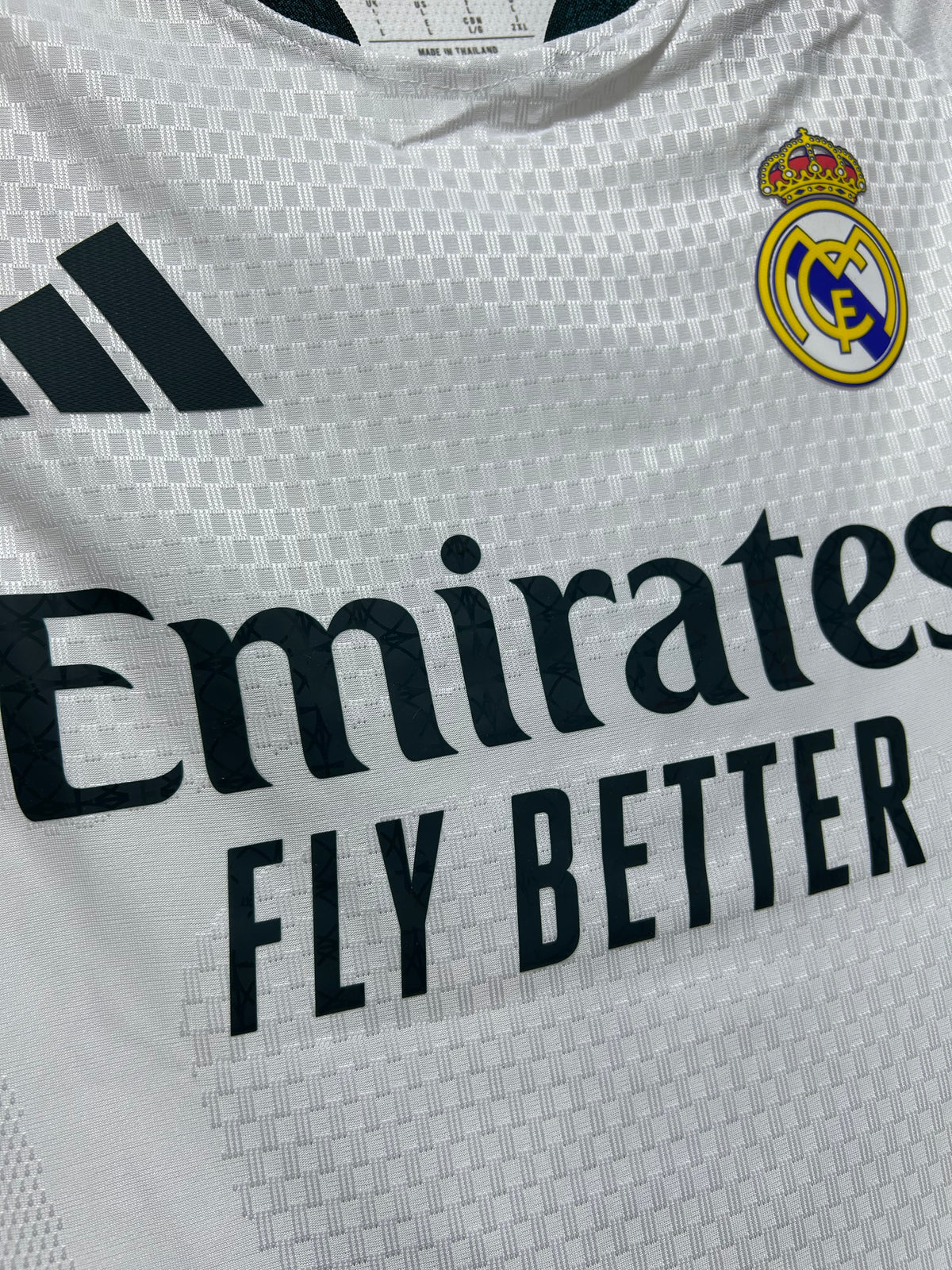 CAMISETA DEL REAL MADRID 26/27 LOCAL VERSIÓN JUGADOR