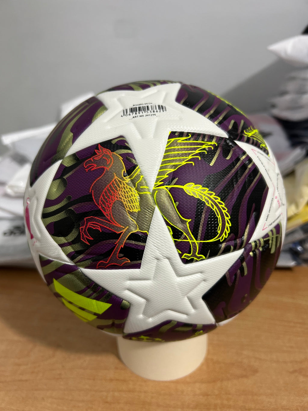BALON ADIDAS FINALE CHAMPIONS LEAGUE 25/26 VERSION PRO