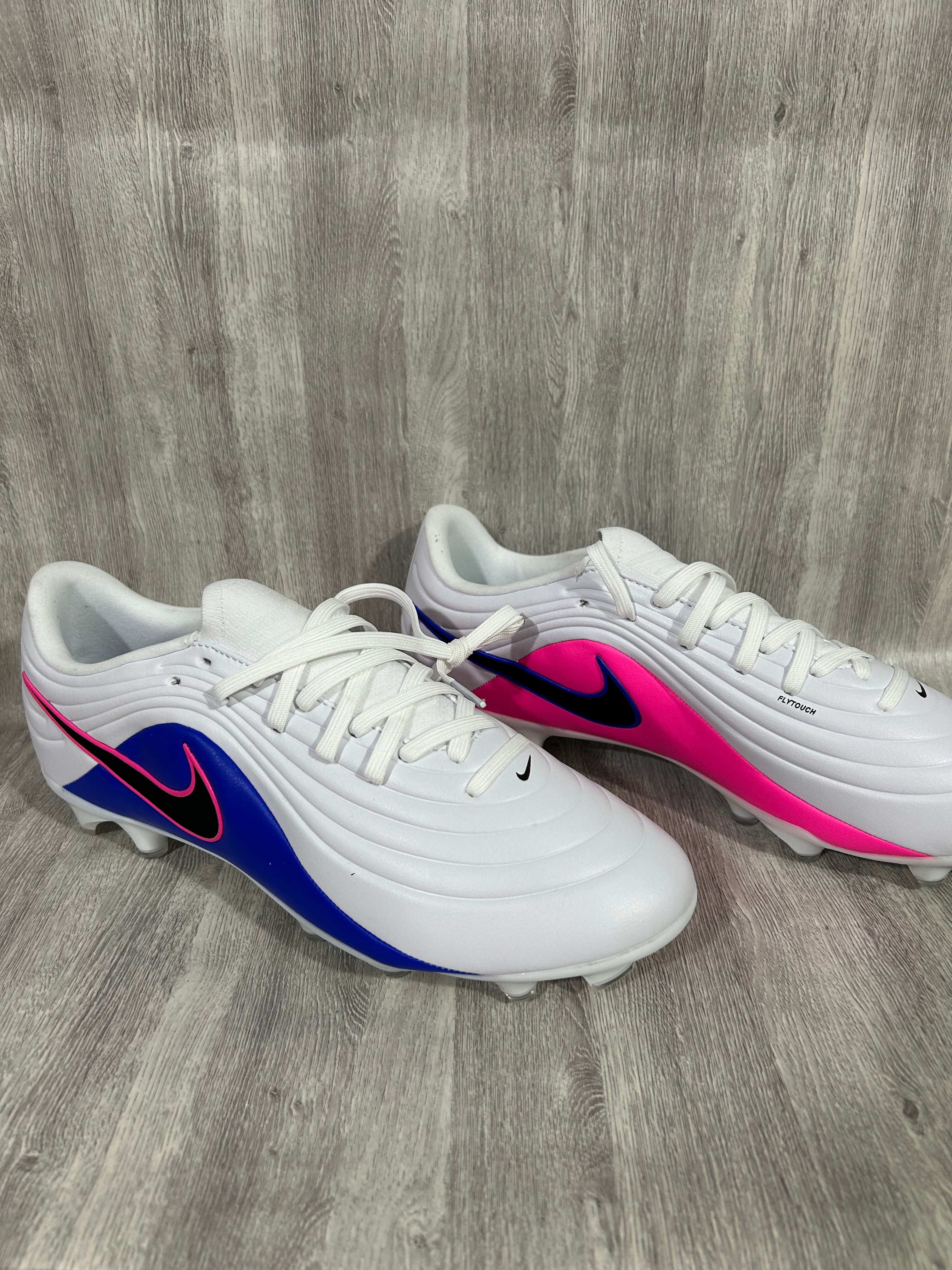Nike Tiempo Maestro Elite FG Attack - White/Black/Racer Blue/Pink Blast