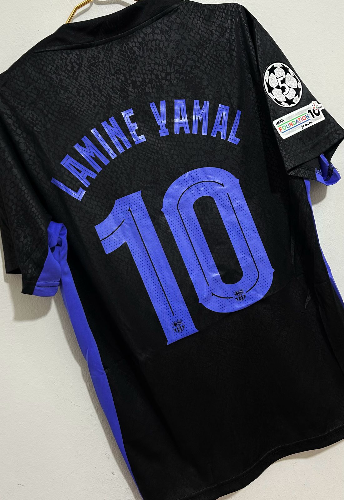 CAMISETA DEL FC BARCELONA 2025/2026 DE ENTRENAMIENTO EDICION KOBE BRYANT