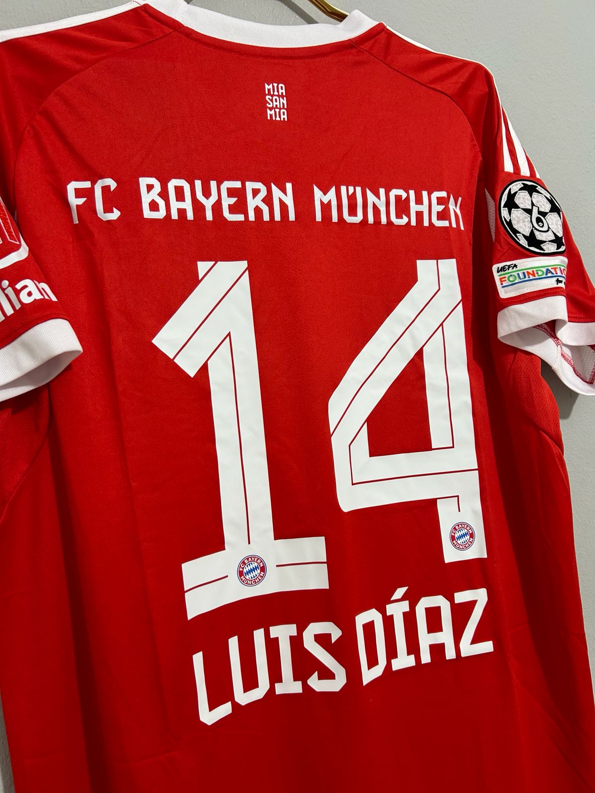 CAMISETA DEL BAYERN MUNICH 2025/2026 HOME