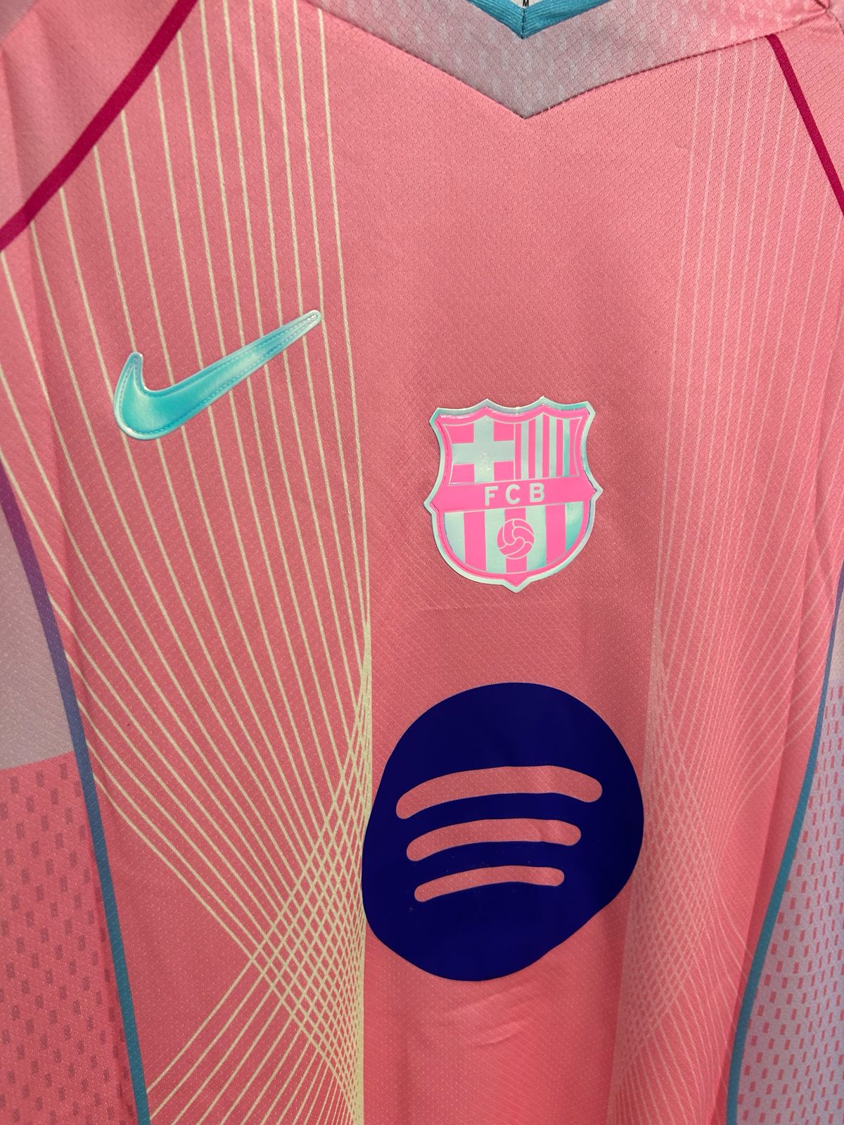 CAMISETA DEL FC BARCELONA 2025/2026 EDICION ROSA
