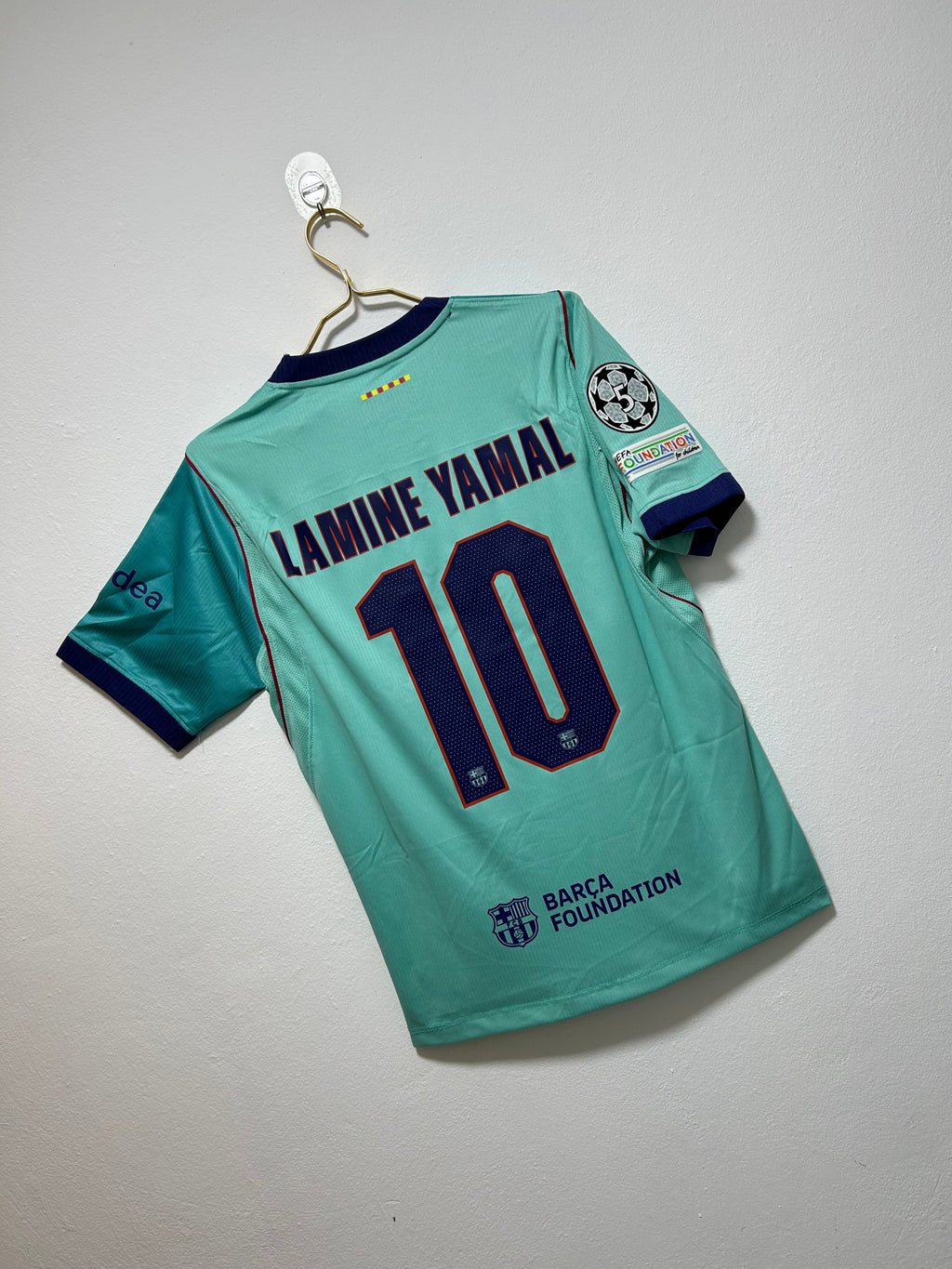 CAMISETA DEL FC BARCELONA 3era EQUIPACIÓN 26/27 VERSIÓN FAN