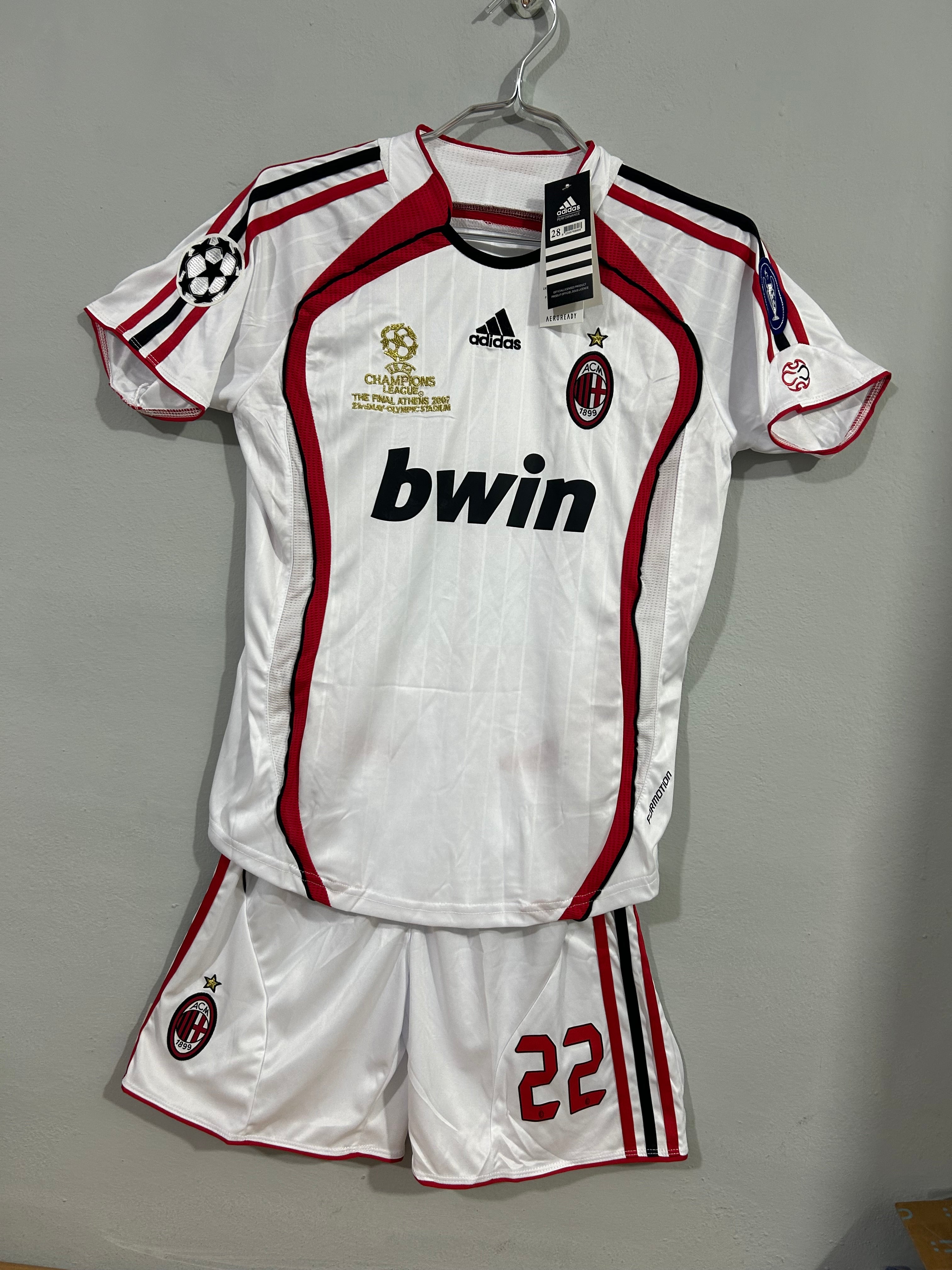 CONJUNTOS PARA NIÑOS DE 13 A 15 AÑOS DE AC MILAN 2007 AWAY