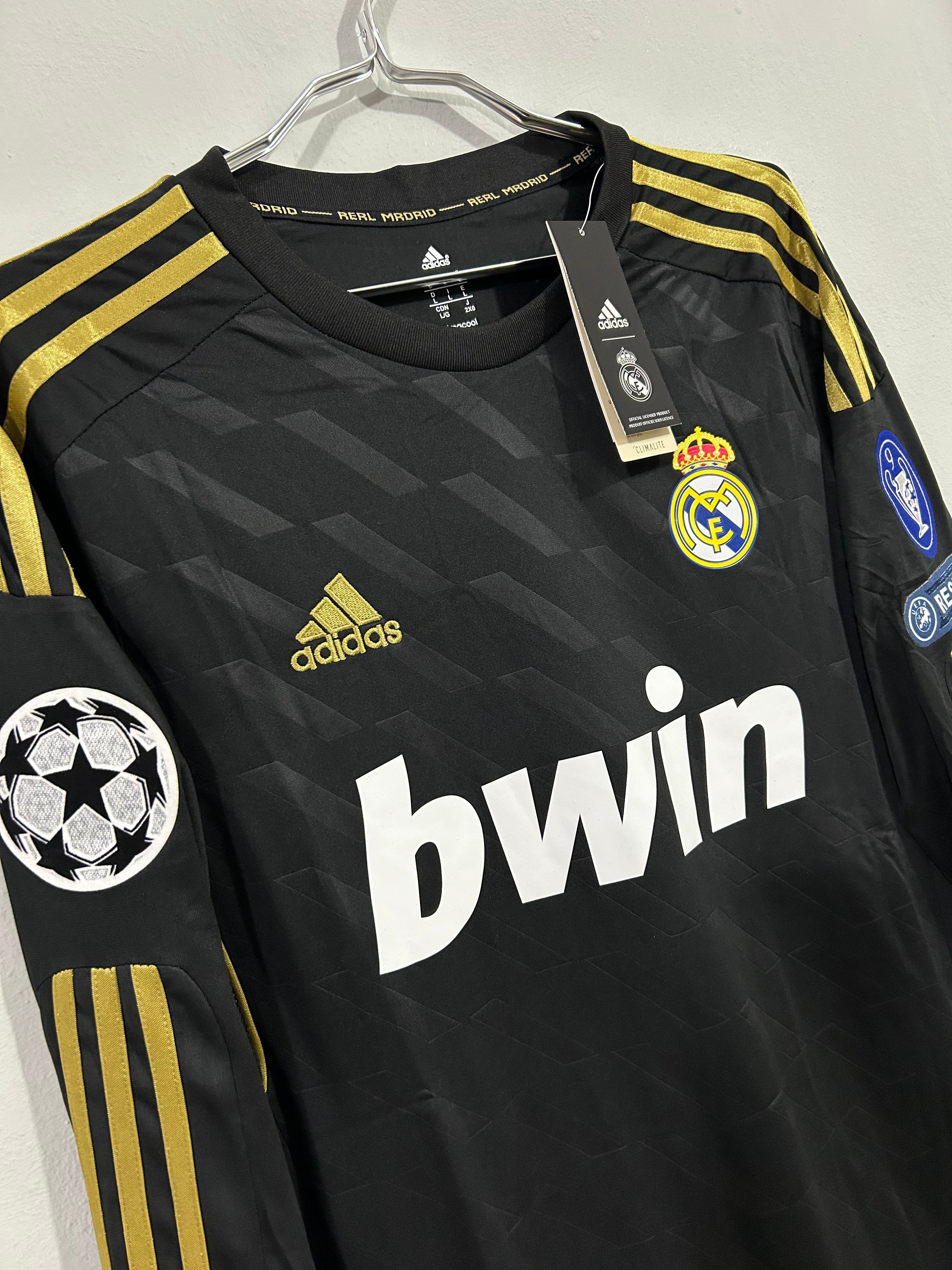 CAMISETA DEL REAL MADRID 2011/2012 AWAY MANGA LARGA