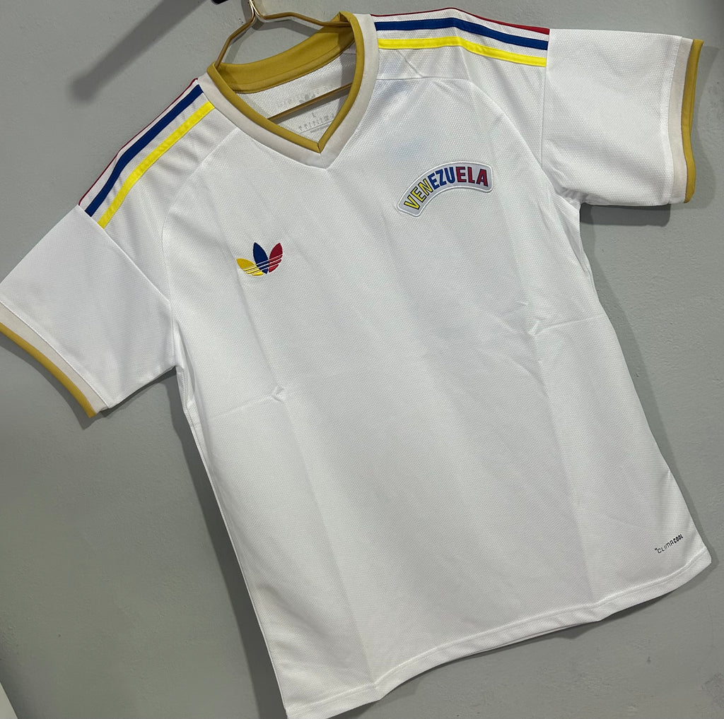 CAMISETA DE VENEZUELA 2026 VISITANTE