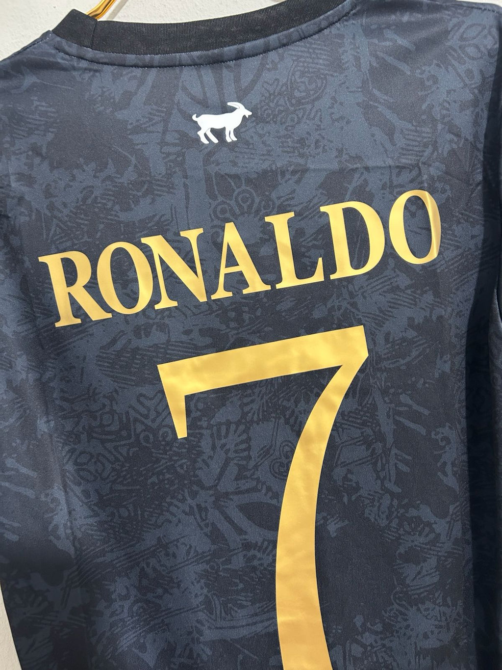 CAMISETA EDICION ESPECIAL GOAT 🐐 HOMENAJE A CRISTIANO RONALDO