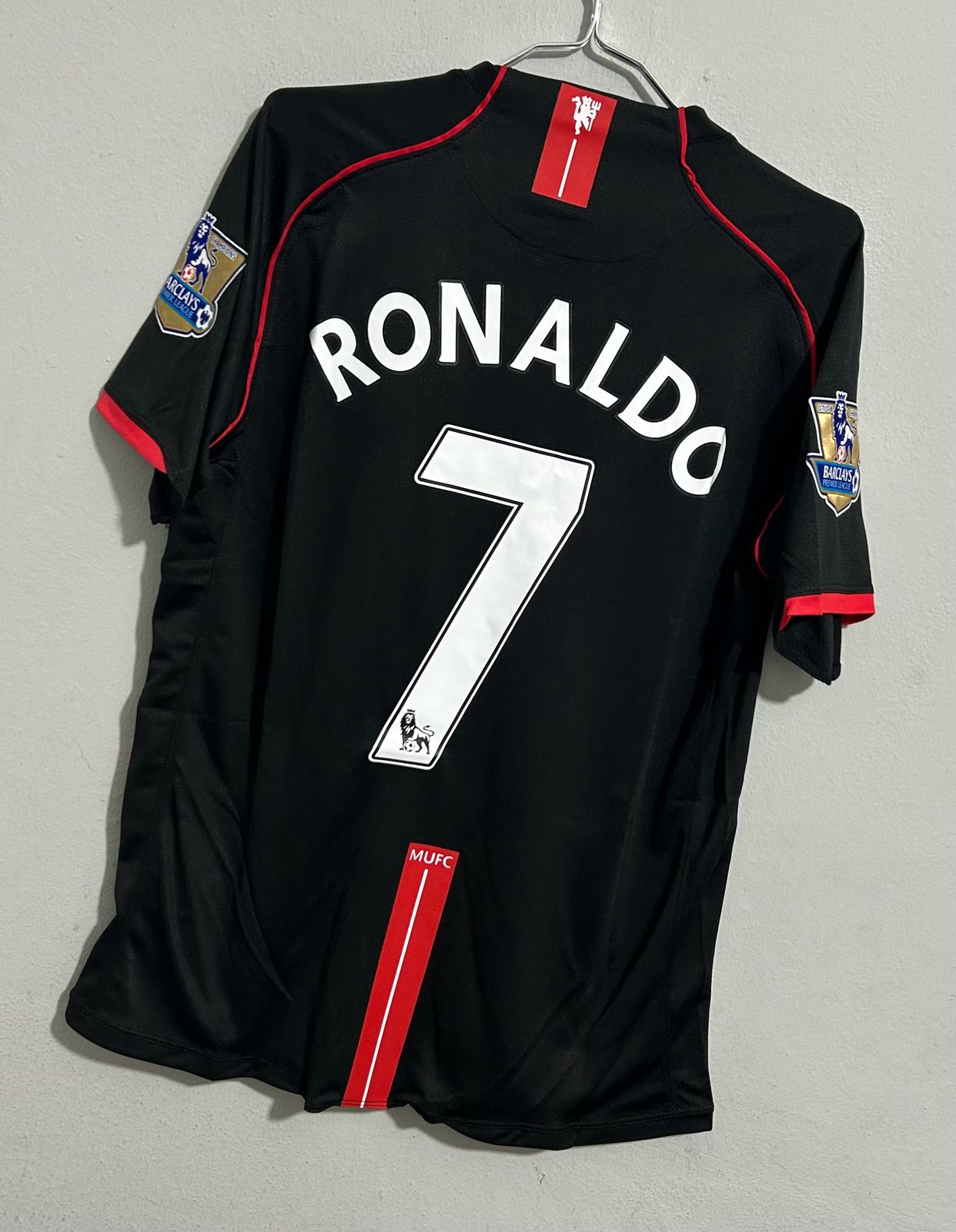 CAMISETA DEL MANCHESTER UNITED 2008 AWAY NEGRA