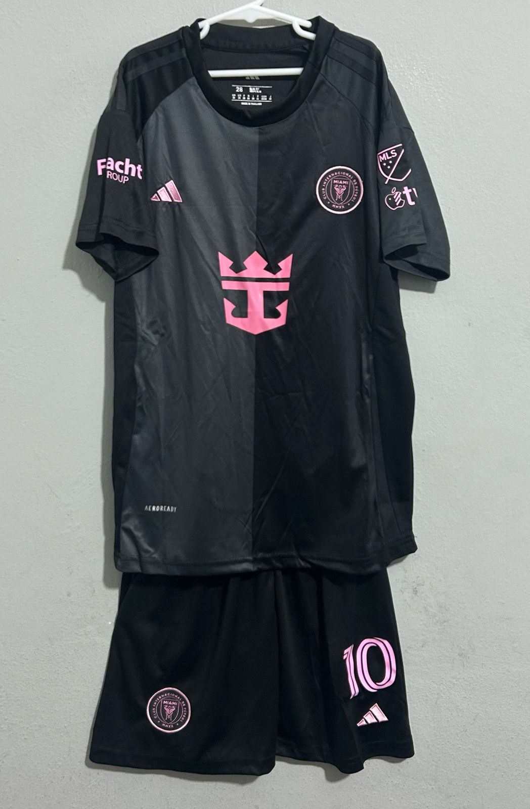 CONJUNTOS PARA NIÑOS DE 3 A 15 AÑOS DEL INTER DE MIAMI 2025/2026 AWAY NEGRO