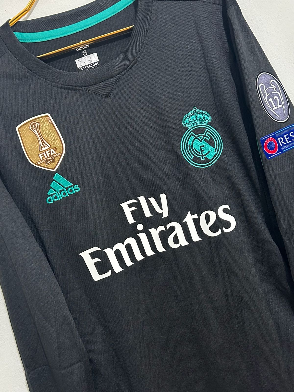 CAMISETA DEL REAL MADRID  2017/2018 SEGUNDA EQUIPACION