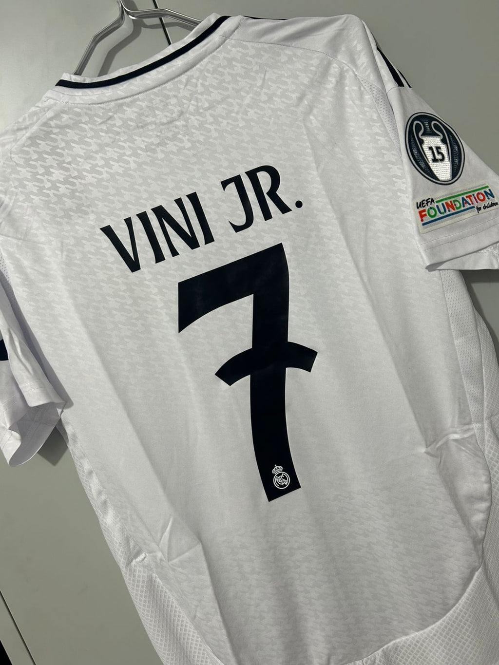 CAMISETA DEL REAL MADRID 2024/2025 HOME VERSION FAN