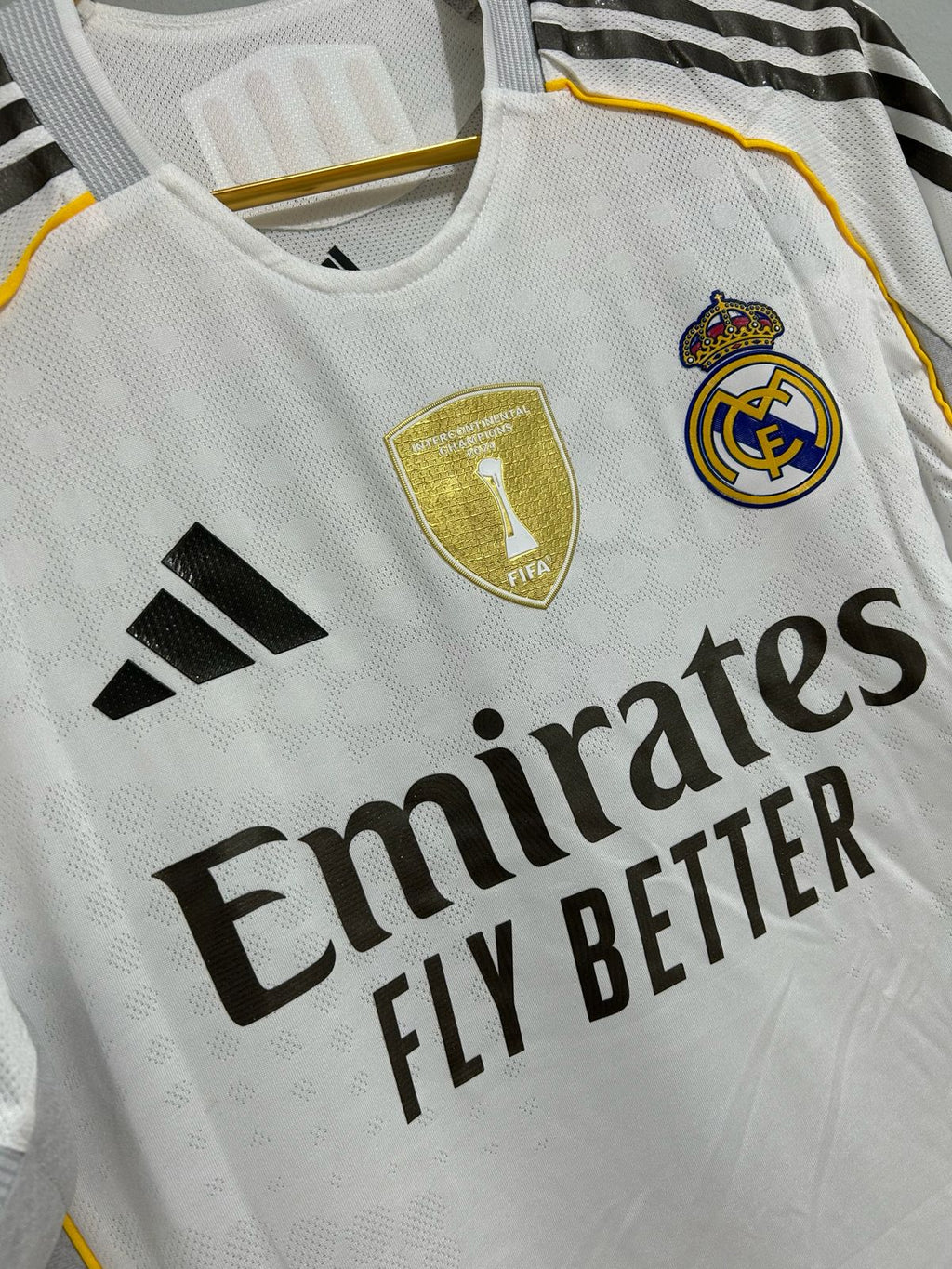 CAMISETA DEL REAL MADRID 2025/2026 HOME VERSION JUGADOR