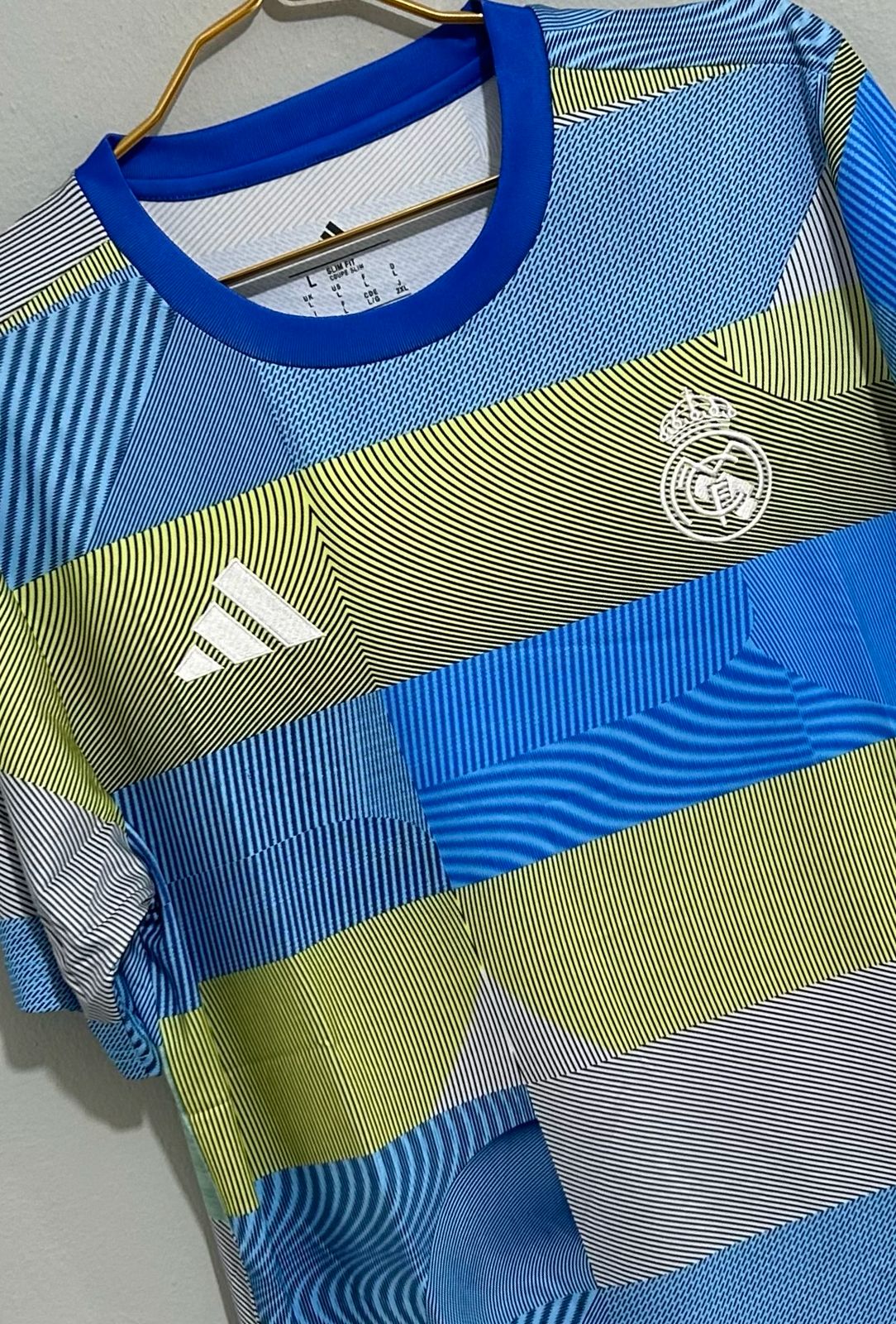 CAMISETA DEL REAL MADRID 2025/2026 DE ENTRENAMIENTO