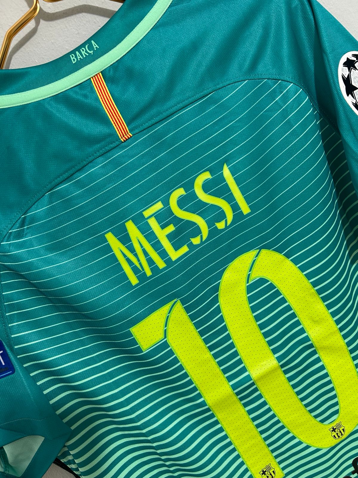 CAMISETA DEL BARCELONA 2017/2018 TERCERA EQUIPACION