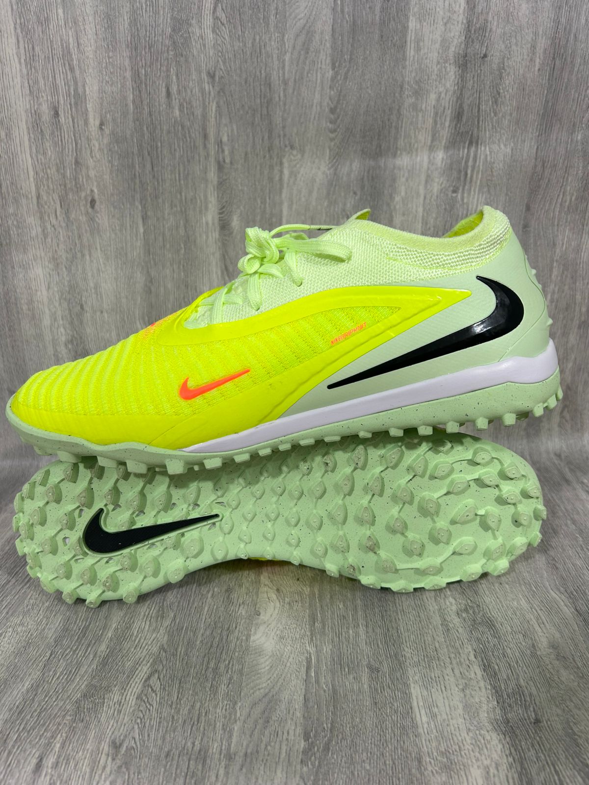 Nike Phantom 6 Low Pro TF