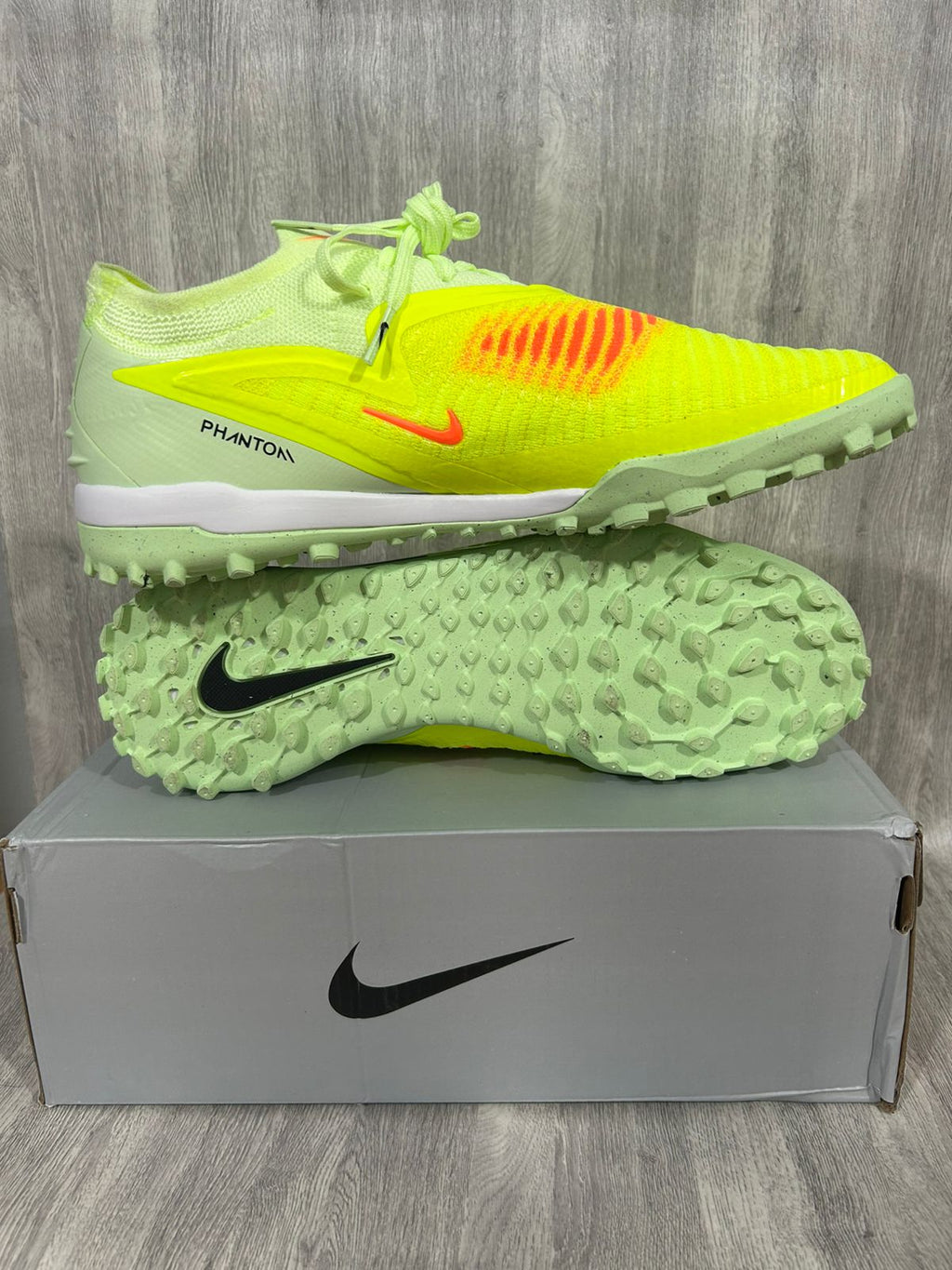 Nike Phantom 6 Low Pro TF