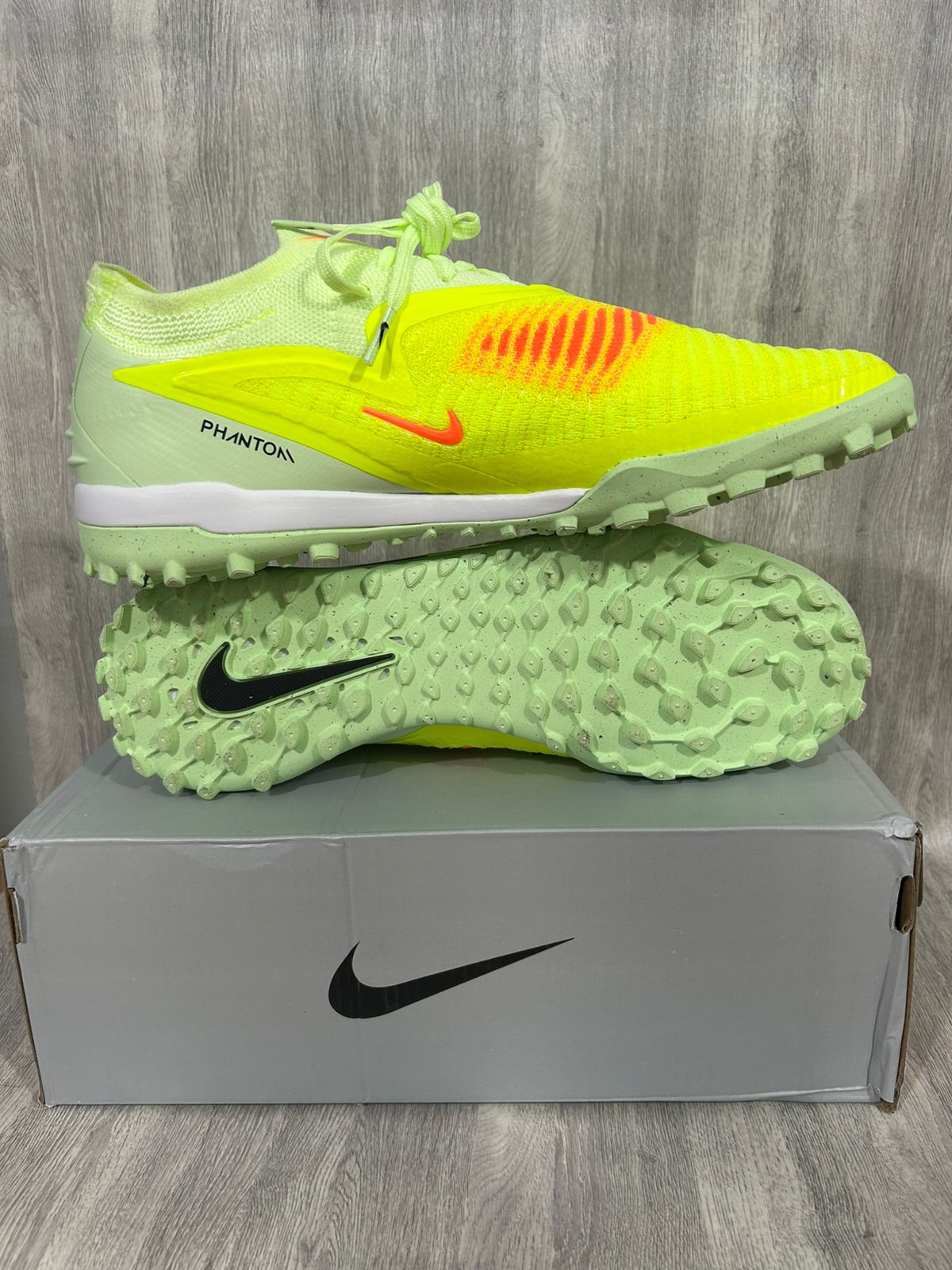 Nike Phantom 6 Low Pro TF